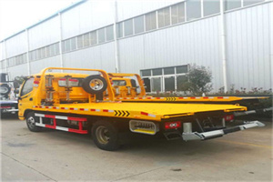 宜春附近拖车救援搭电